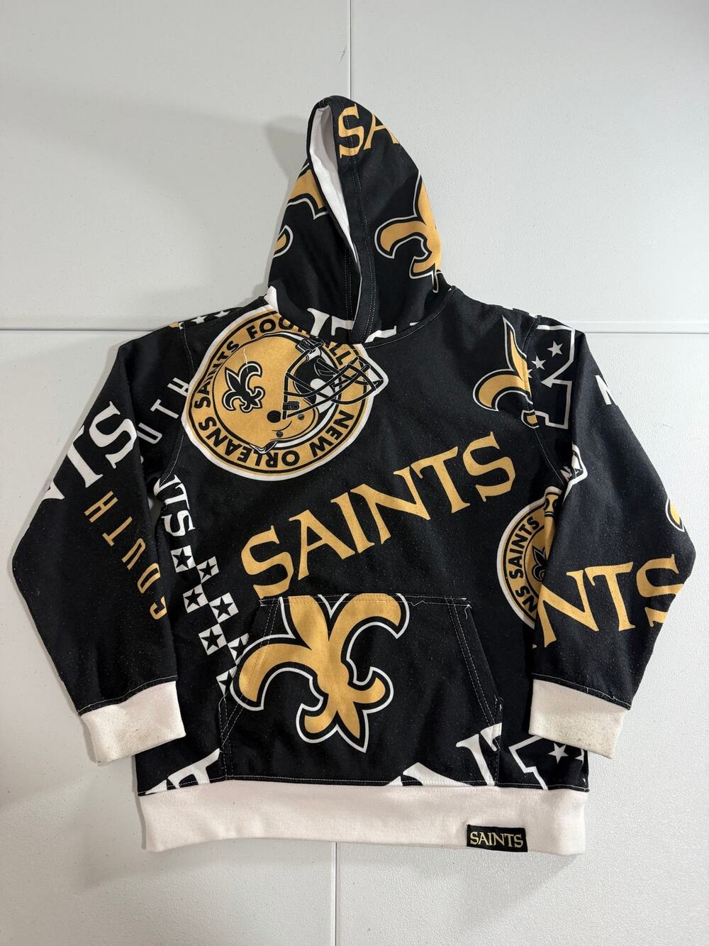 New Orleans Saints NFL Youth Hoodie Sweatshirt Size L (14-16) Black Gold AOP